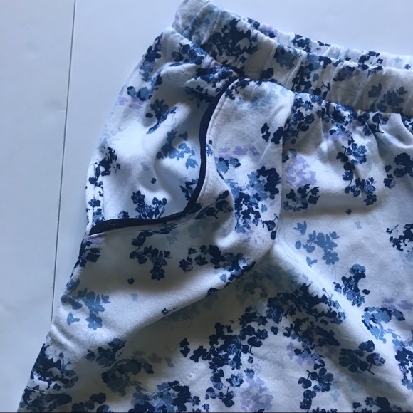 Liz Claiborne Floral PJ Set - Picture 7 of 7